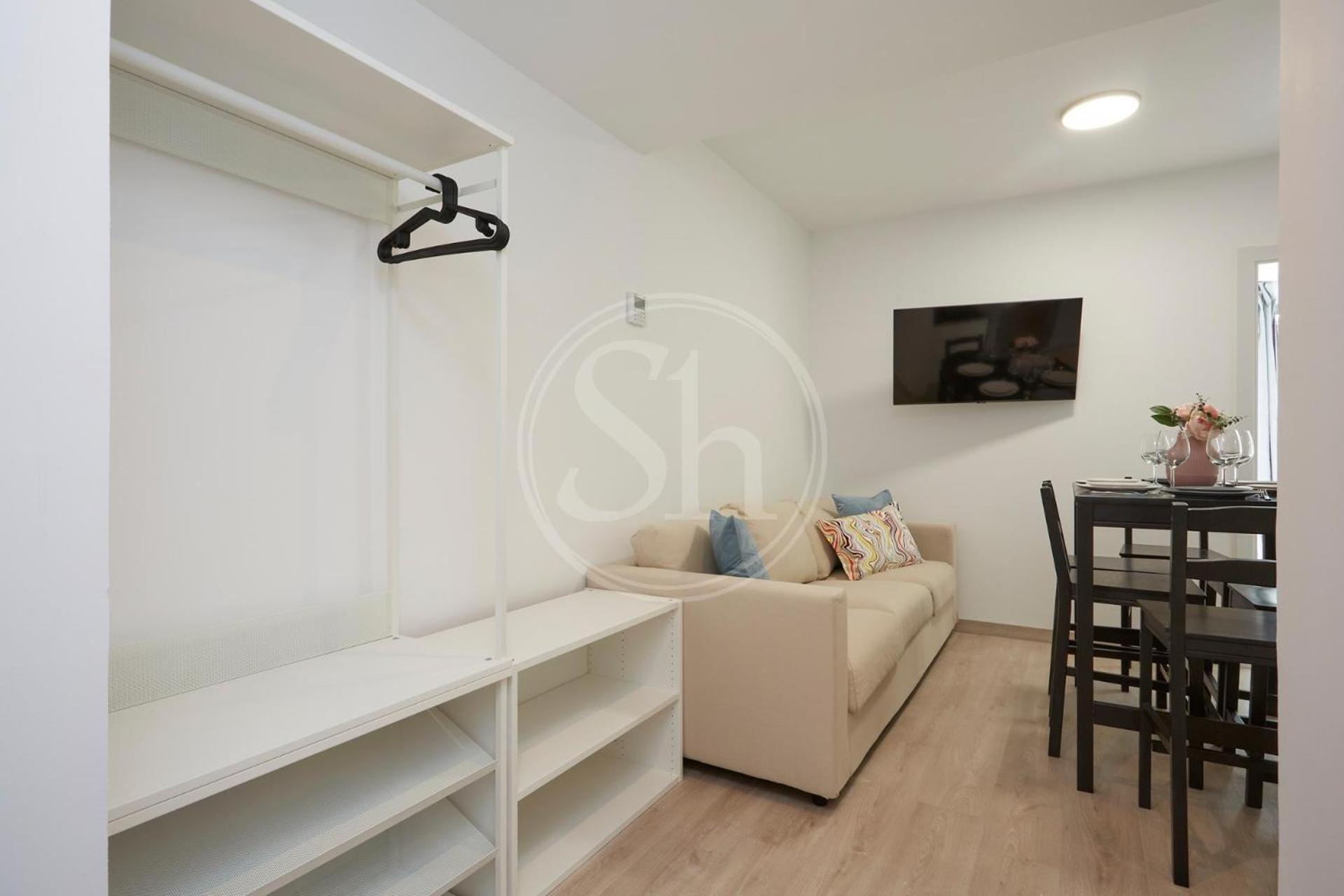 Comodo En Diagonal Apartamento *